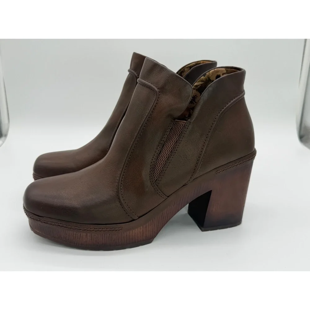Korks Brown Platform Ankle Boots Chunky Block Heel Womens 9.5M - Picture 2 of 8